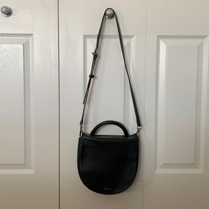 Matt & Nat Women's Black Parabole Crossbody